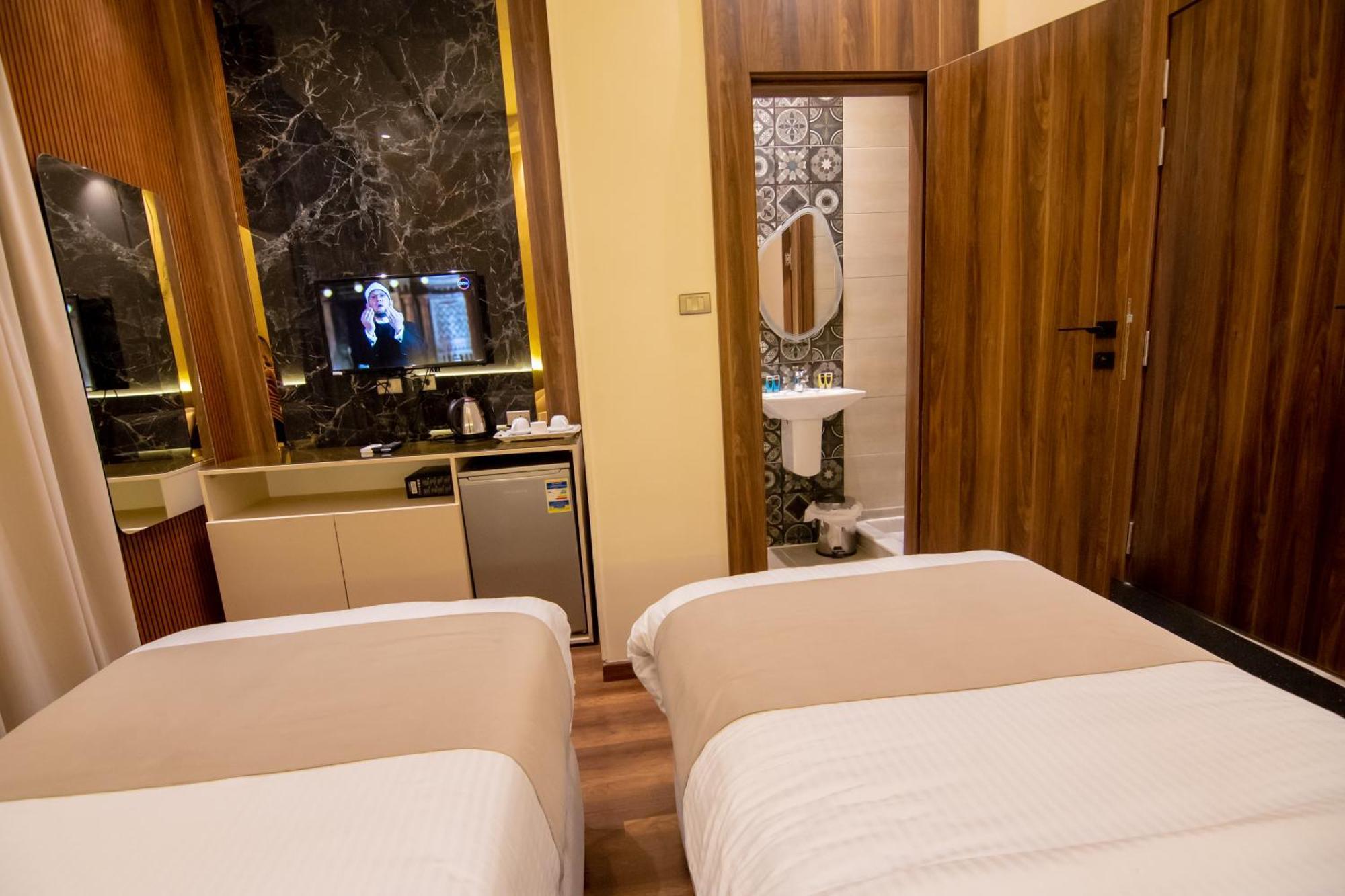 Egyptian Night Hostel Кайро Екстериор снимка